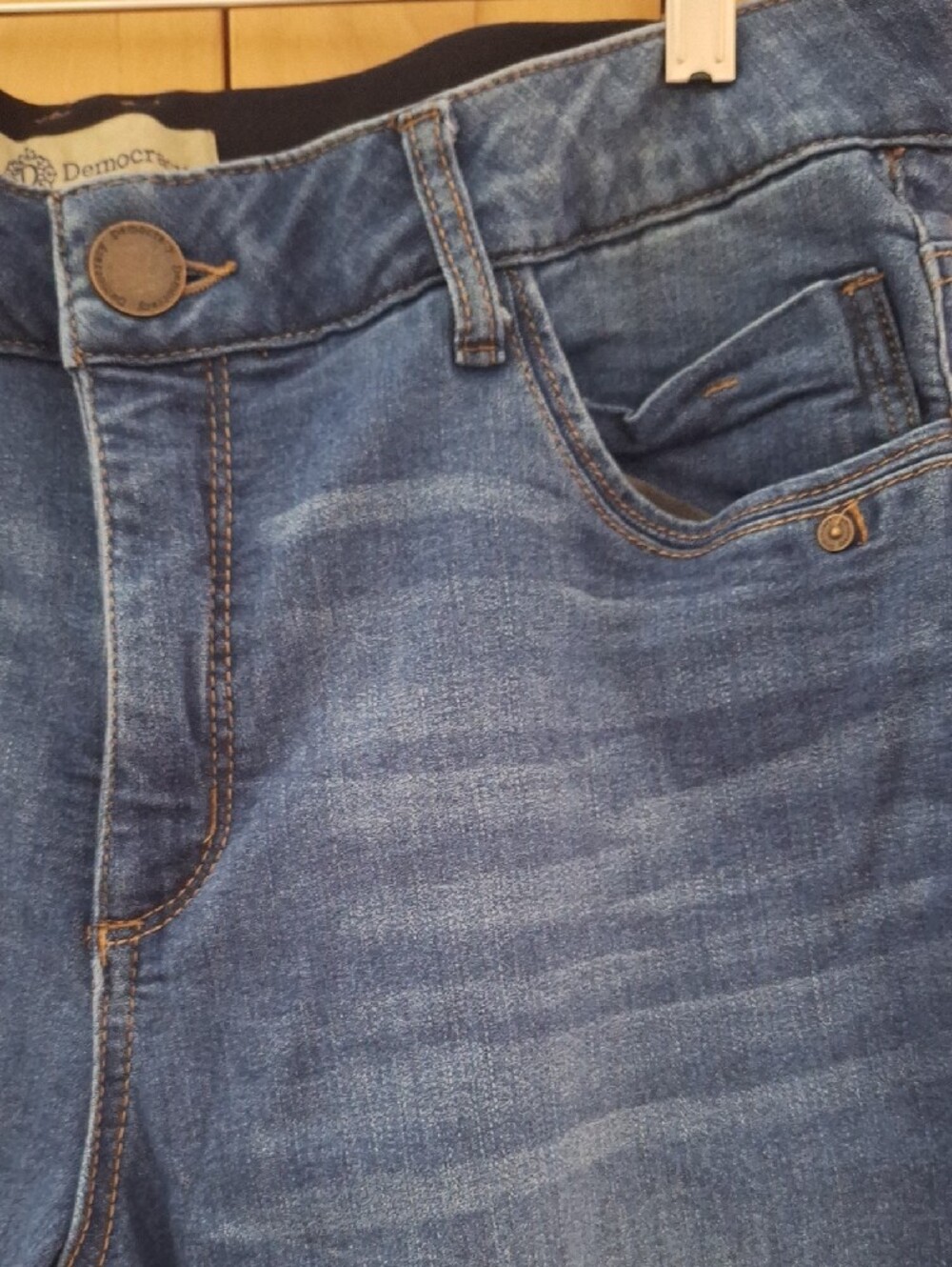 Women’s Democracy Mid-Blue Denim Bermuda Shorts - Classic Stretch Jeans - Picture 2 of 5